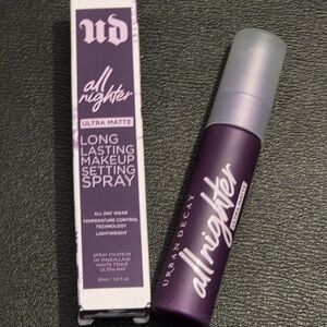 Urban Decay All Nighter Ultra Matte  Long Lasting Makeup Setting Spray -30 ml